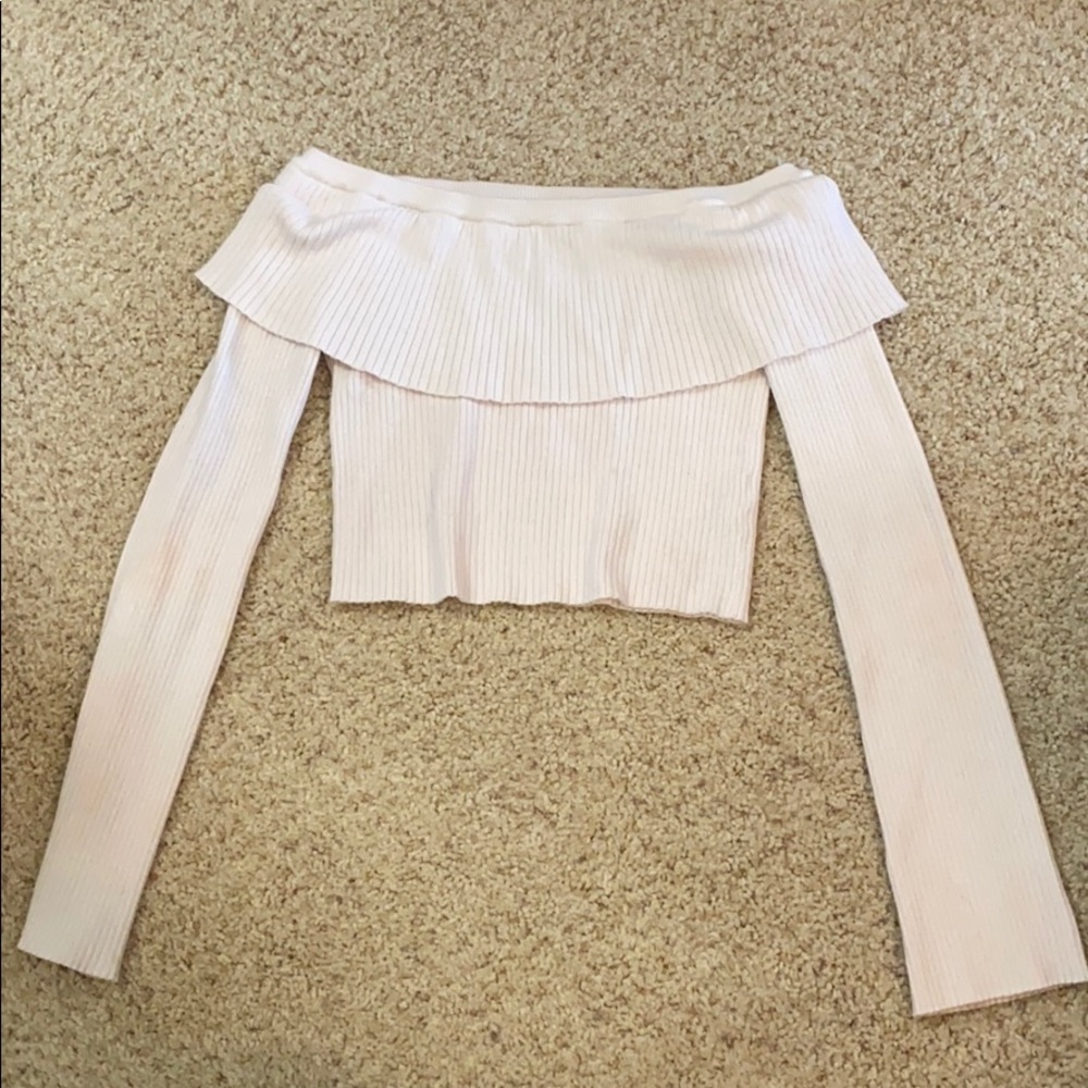 White off the shoulder crop top